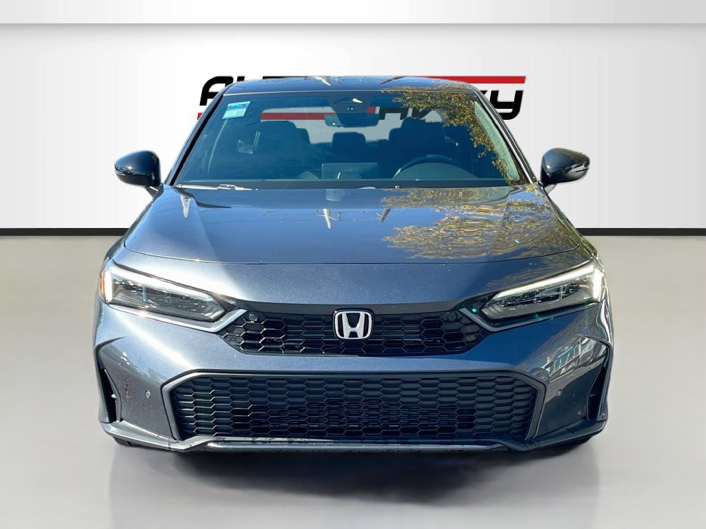 Used 2025 Honda Civic Sport Touring image 2