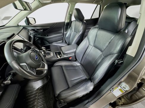 Used 2023 Subaru Outback Limited AWD/4WD image 16