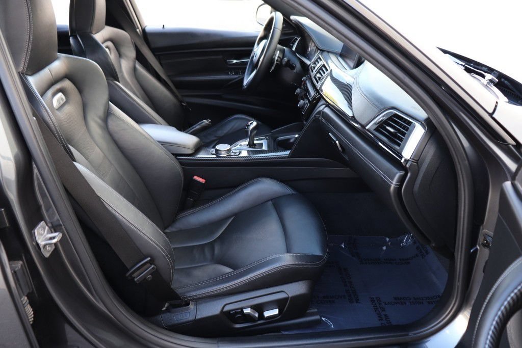 Used 2016 BMW M3 w/ Executive Package RWD image 31