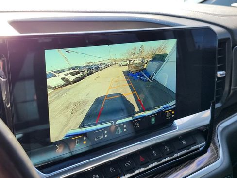 Used 2022 GMC Sierra 1500 Elevation w/ Elevation Premium Package AWD/4WD image 20