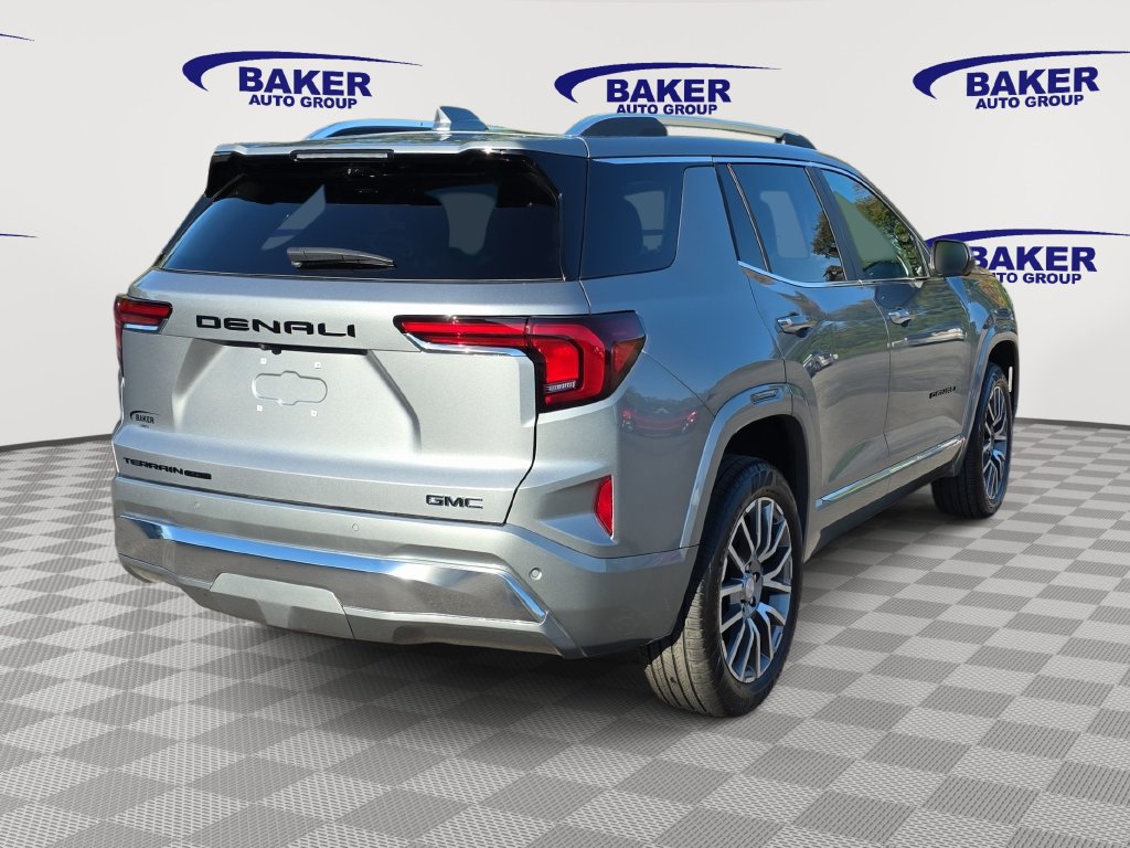 New 2027 GMC Terrain Denali w/ LPO, Black Badging Package AWD/4WD image 5