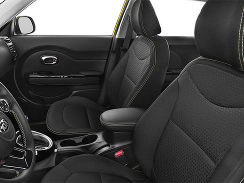 Used 2014 Kia Soul + FWD image 11