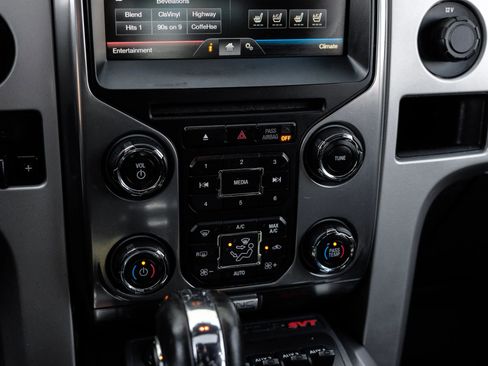 Used 2013 Ford F150 Raptor w/ Luxury Equipment Group image 28