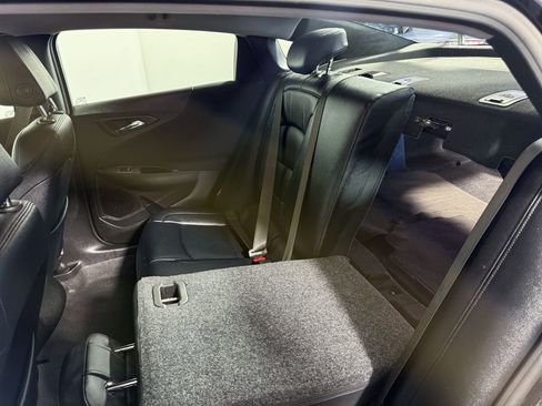 Used 2023 Chevrolet Malibu LS image 28