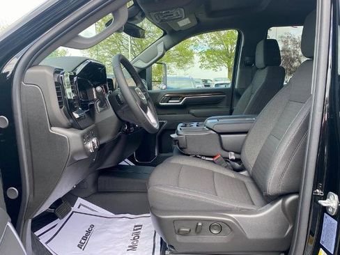 New 2025 GMC Sierra 2500 SLE w/ SLE Value Package; image 13