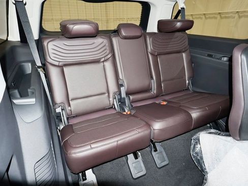 New 2025 Ford Expedition Max Platinum w/ Platinum Ultimate Package image 18