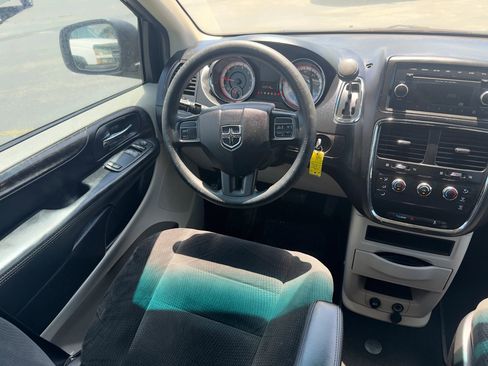Used 2014 Dodge Grand Caravan American Value Package image 17