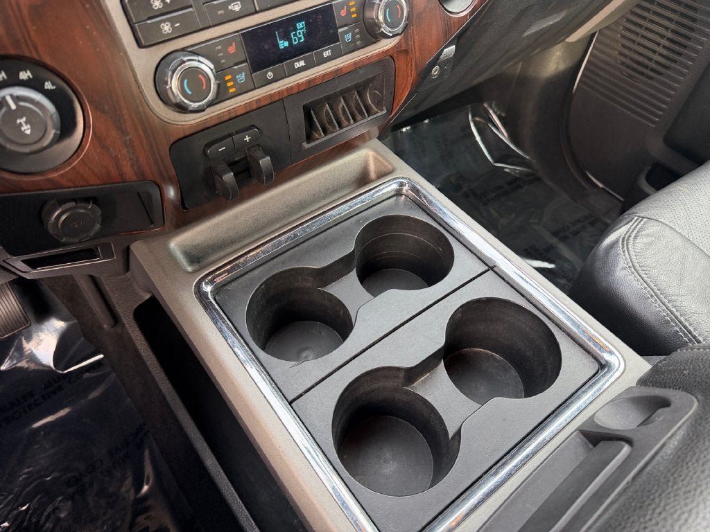 Used 2012 Ford F250 Lariat w/ Lariat Interior Pkg AWD/4WD image 34