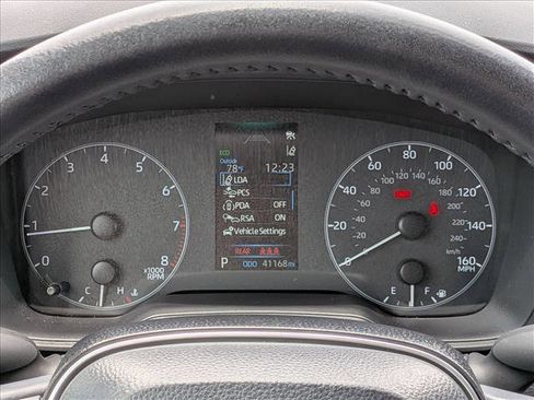 Used 2024 Toyota Corolla SE FWD image 11
