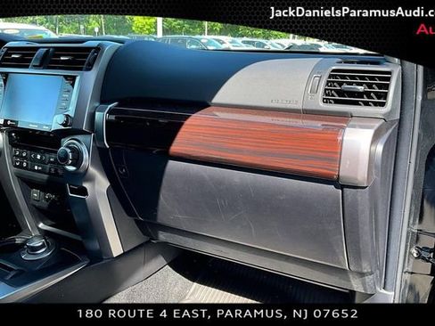 Used 2022 Toyota 4Runner Limited AWD/4WD image 11