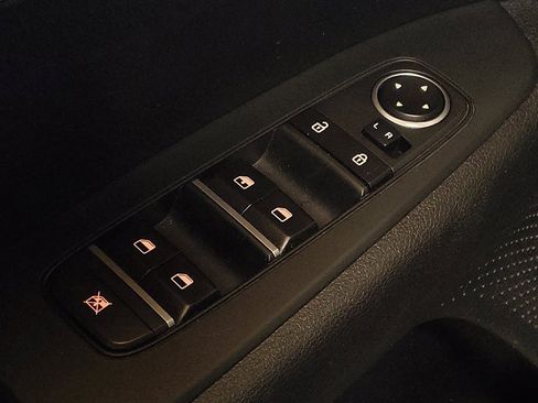 Used 2024 Kia Forte LXS w/ LXS Technology Package image 27