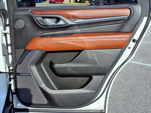 Used 2024 GMC Yukon Denali Ultimate image 17