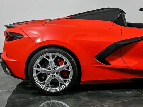 Used 2021 Chevrolet Corvette Stingray Convertible w/ 1LT image 12