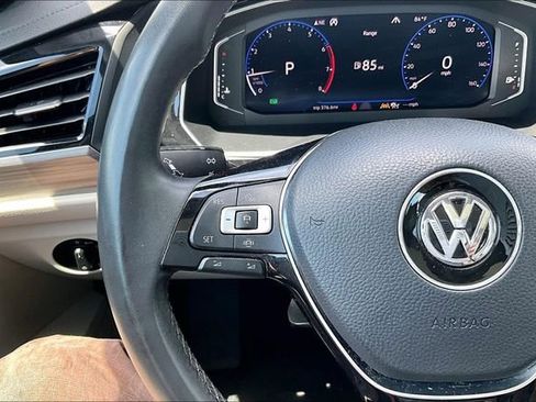 Used 2020 Volkswagen Jetta SEL FWD image 10