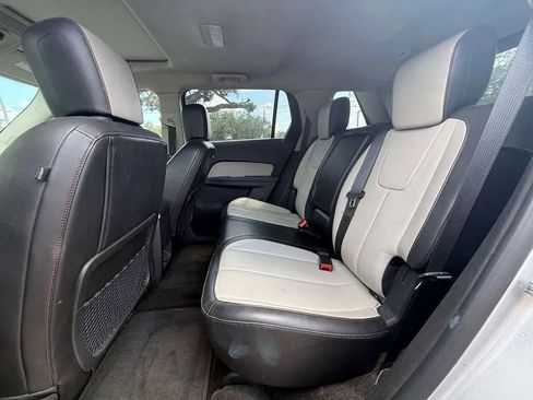 Used 2010 GMC Terrain SLT AWD/4WD image 13