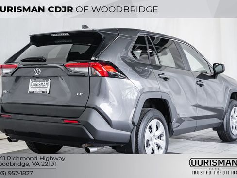 Used 2023 Toyota RAV4 LE image 5