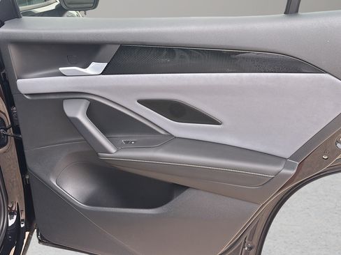 New 2026 Volkswagen Tiguan SE AWD/4WD image 12