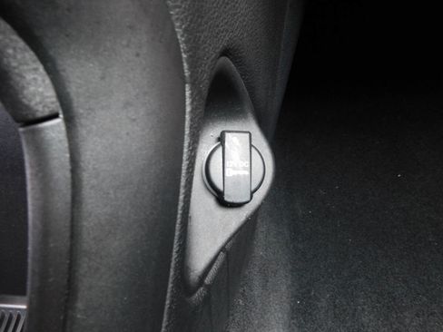 Used 2017 Chrysler 200 LX image 14