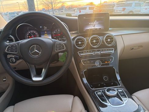 Used 2017 Mercedes-Benz C 300 Sedan image 12