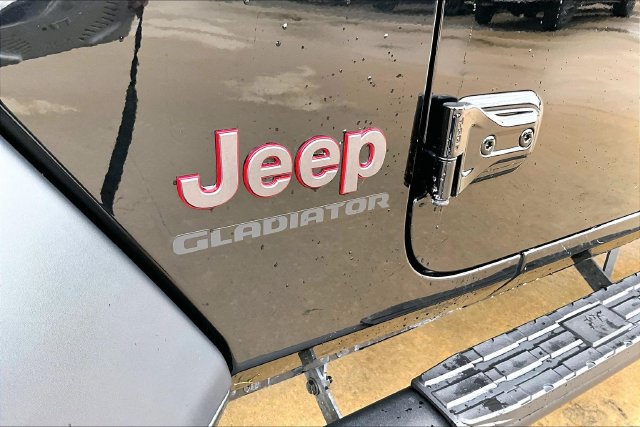 Used 2021 Jeep Gladiator Rubicon AWD/4WD image 25