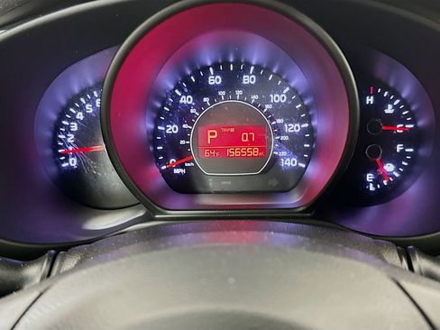 Used 2017 Kia Soul + image 18