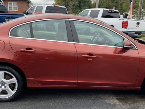 Used 2013 Volvo S60 T5 image 6