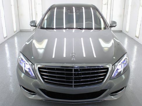 Used 2015 Mercedes-Benz S 550 Sedan image 3