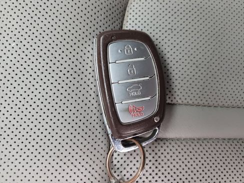 Used 2017 Hyundai Sonata Limited FWD image 32