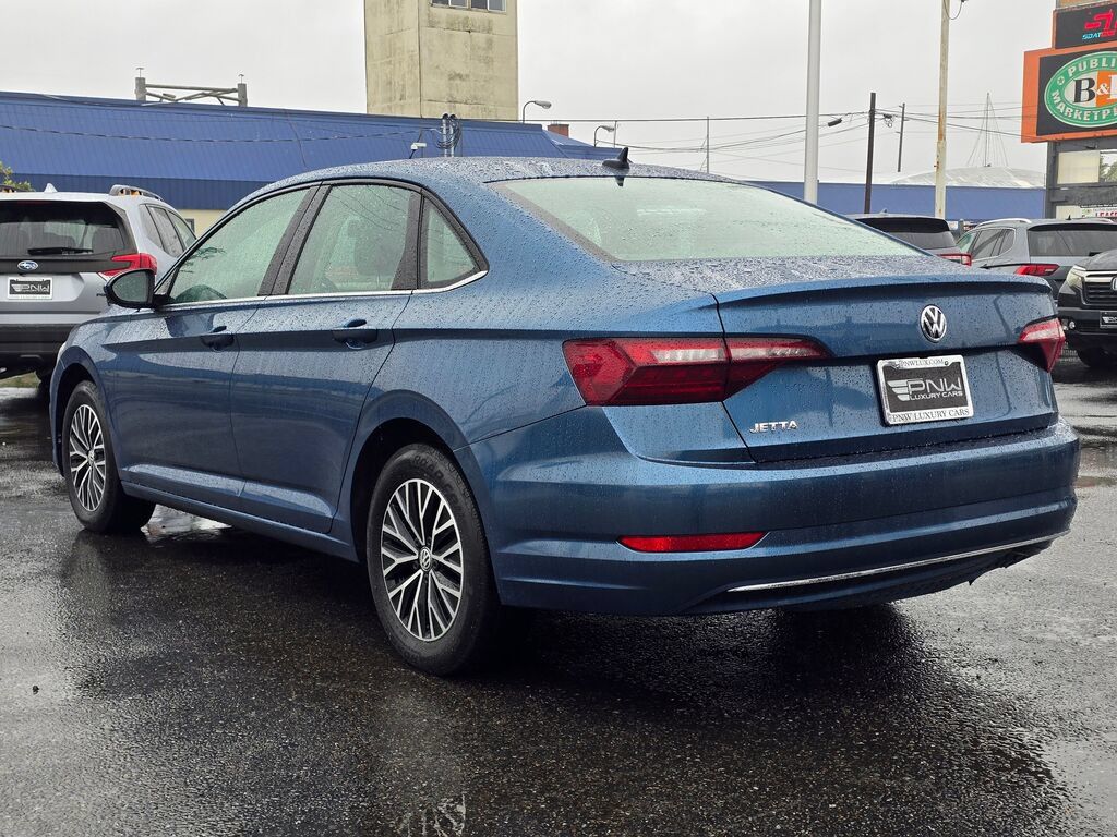 Used 2021 Volkswagen Jetta SE w/ SE Cold Weather Package FWD image 8