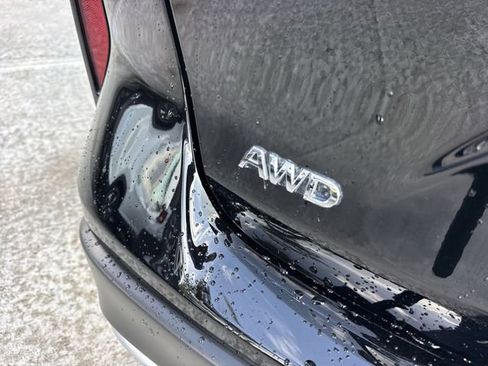 Used 2025 INFINITI QX50 Luxe AWD/4WD image 25