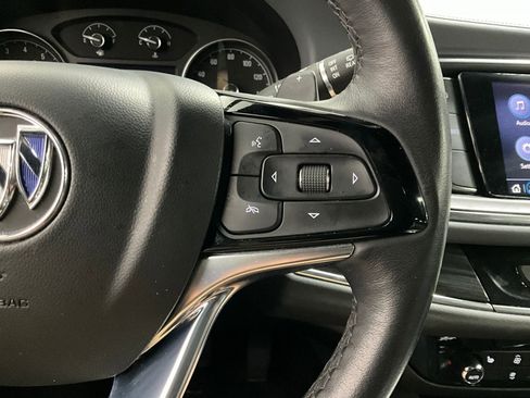 Used 2023 Buick Enclave Essence AWD/4WD image 18