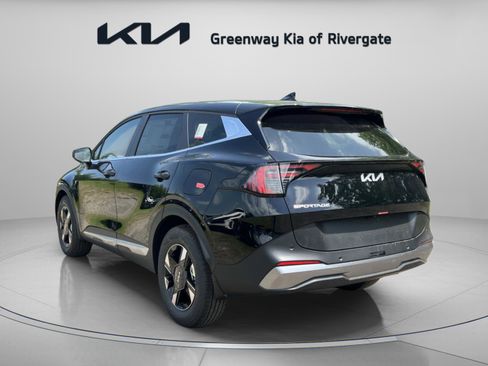New 2026 Kia Sportage LX FWD image 5