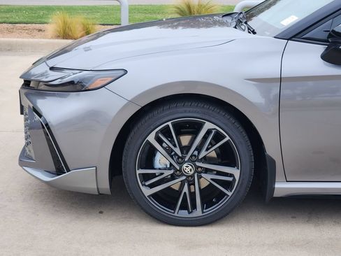 Used 2025 Toyota Camry XSE w/ Premium Plus Package FWD image 7