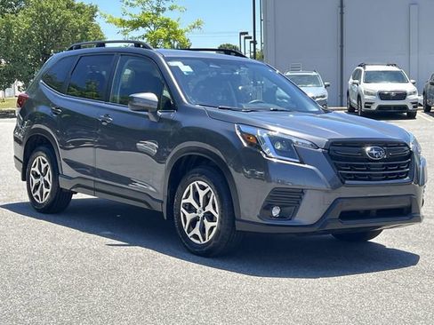 Certified 2024 Subaru Forester Premium AWD/4WD image 15