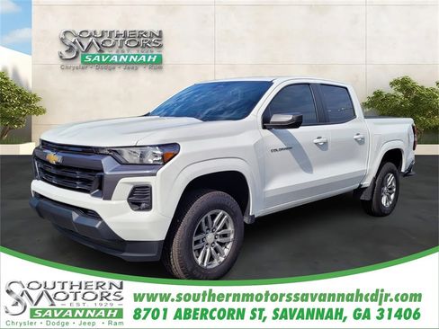 Used 2024 Chevrolet Colorado LT w/ LT Convenience Package image 1