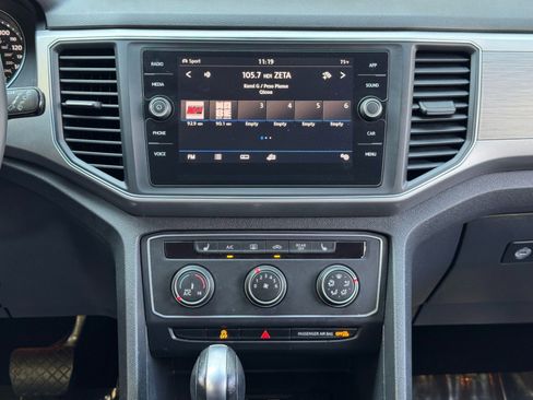 Used 2018 Volkswagen Atlas SE image 21