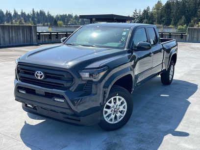 New 2025 Toyota Tacoma SR5