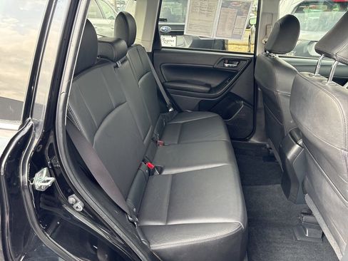 Used 2015 Subaru Forester 2.5i Limited image 11