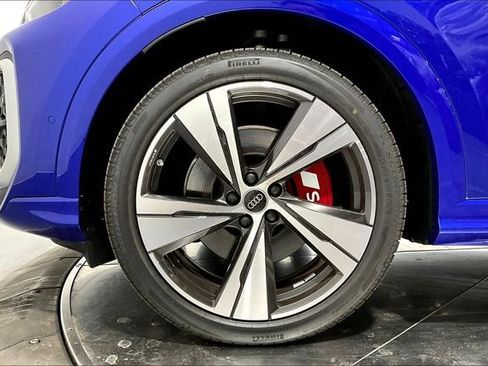 New 2026 Audi SQ5 Premium Plus image 12