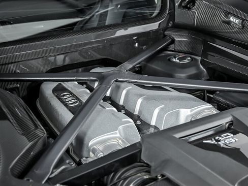 Used 2018 Audi R8 V10 plus AWD/4WD image 16
