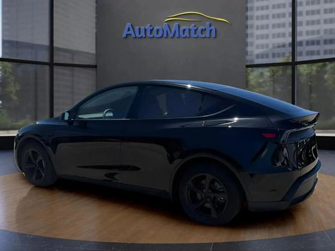 Used 2026 Tesla Model Y Long Range AWD/4WD image 7