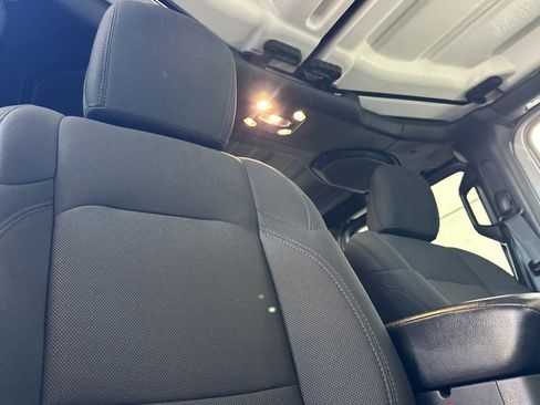 Used 2023 Jeep Wrangler Unlimited w/ Cold Weather Group image 20