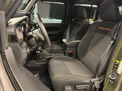 Used 2023 Jeep Gladiator Mojave image 12