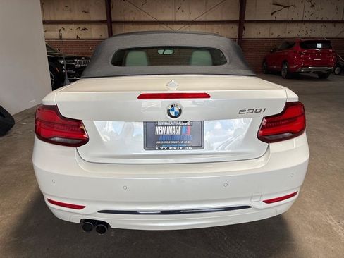Used 2018 BMW 230i Convertible RWD image 11
