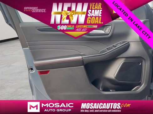 Used 2025 Ford Escape ST-Line image 21