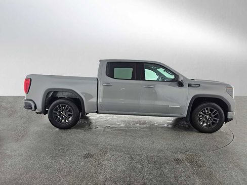 Used 2024 GMC Sierra 1500 Elevation image 2