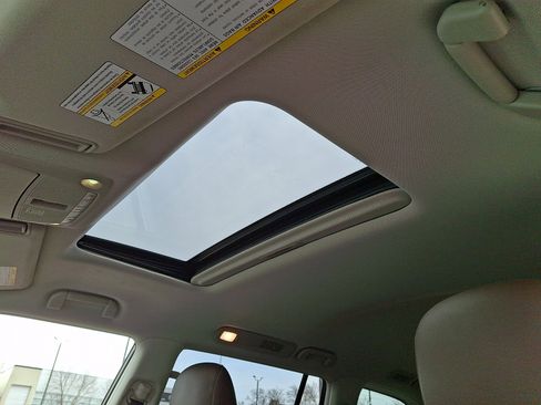 Used 2022 INFINITI QX80 Premium Select w/ Cargo Package image 15