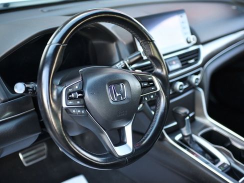 Used 2020 Honda Accord Sport image 8