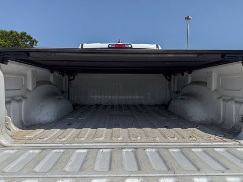 Used 2022 RAM 1500 Big Horn AWD/4WD image 7