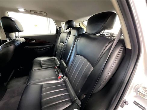 Used 2017 INFINITI QX50 AWD w/ Premium Plus Package image 15